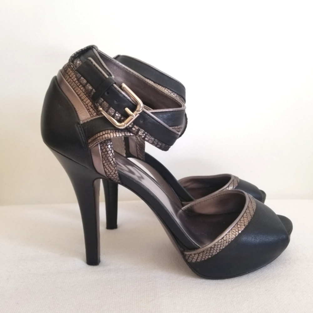 Coach Andrea Black Leather Metallic Trim Heels Size 8.5 - Picture 1 of 10